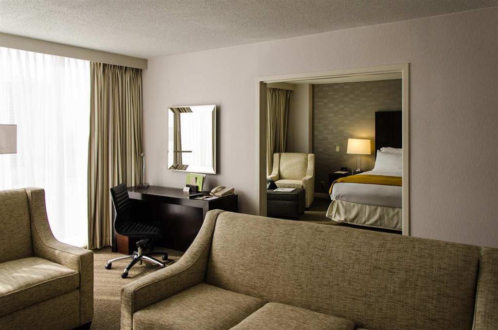 Doubletree By Hilton Hotel Houston Greenway Plaza Bagian luar foto