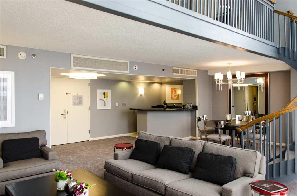 Doubletree By Hilton Hotel Houston Greenway Plaza Bagian luar foto
